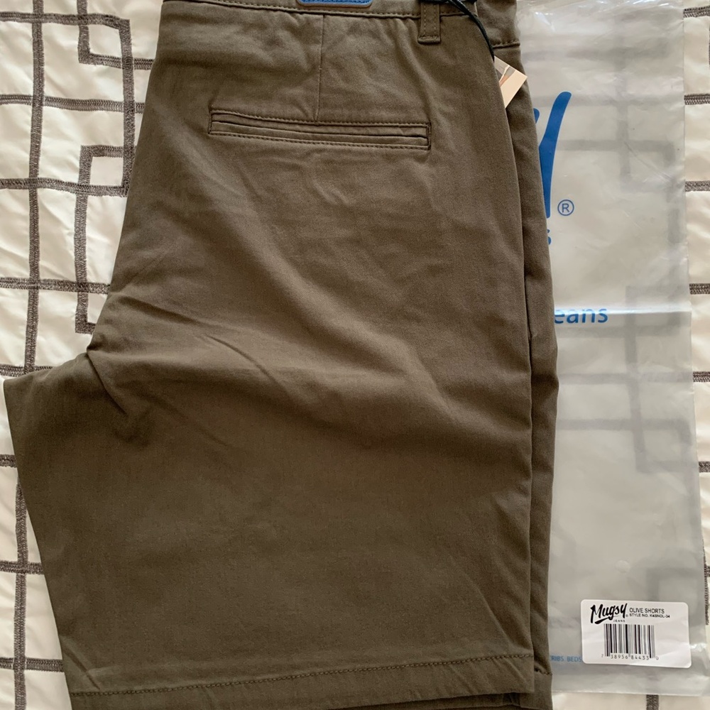 Mugsy Men's Olive Shorts, Olive Green, Size 34, 9” Inseam, Stretch, Chino Casual